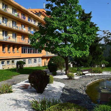 Korona Sanatorium Uzdrowiskowe Hotel Muszyna Exterior photo